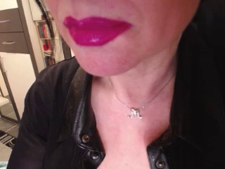 Sexyroxy2001  10-06-2021